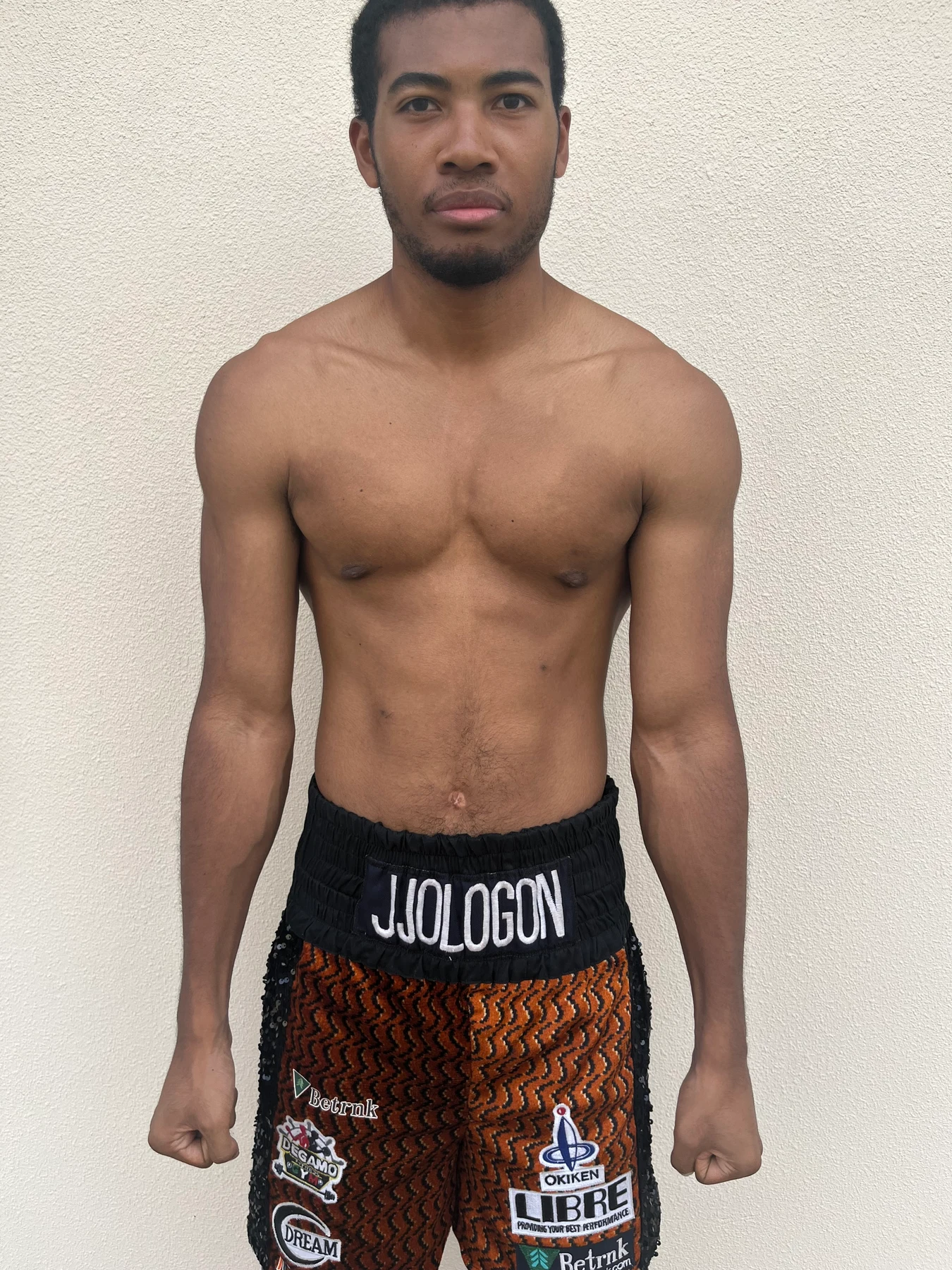 JJ Ologun · portre